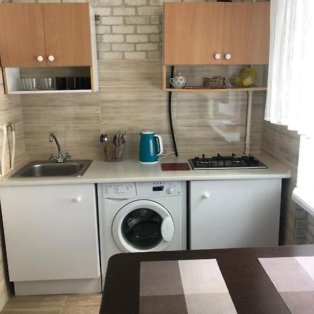 Kyiv Apartment In Pechersk On Oleksandra Kopylenko Buitenkant foto